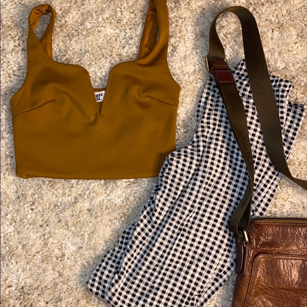 TIGERMIST CROP //